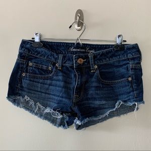 American eagle low rise denim shorts, size 6
